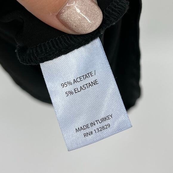 Elegant Black Maxi Dress - Picture 15 of 16